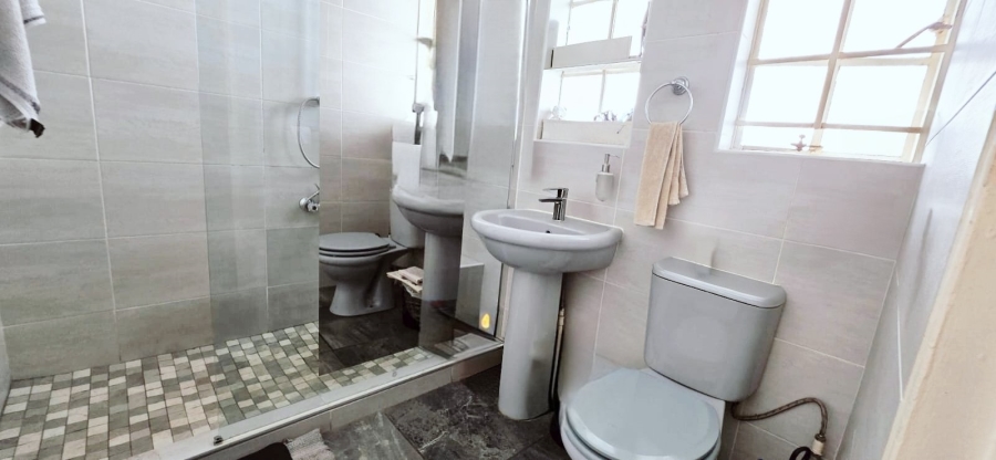 3 Bedroom Property for Sale in Vaalpark Free State